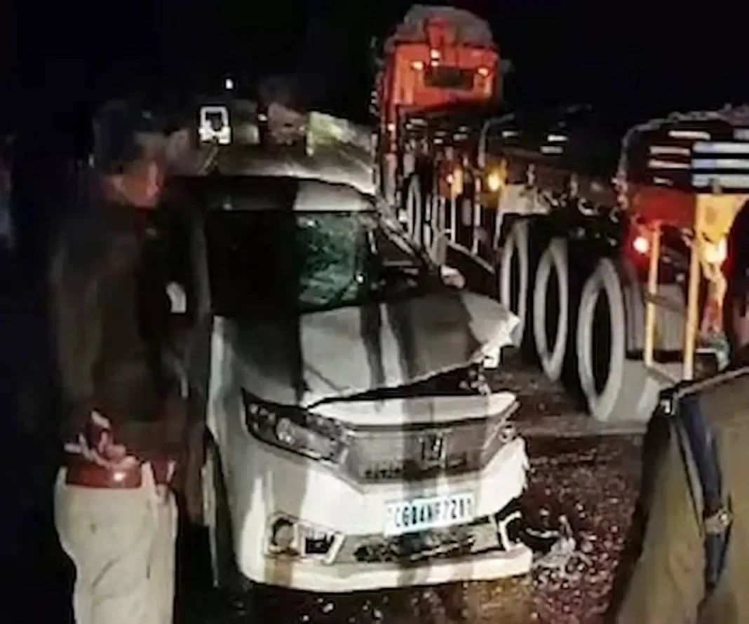 Raipur woman dies in car accident