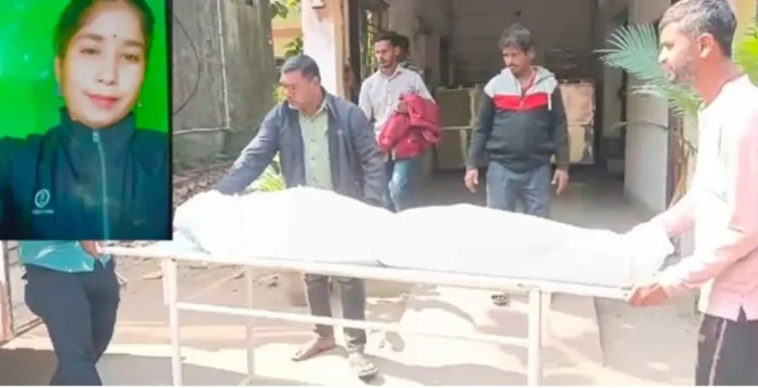 Suspicious dead body of a girl found