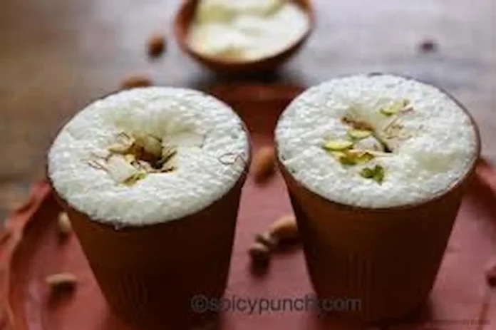 Benefits and disadvantages of drinking lassi