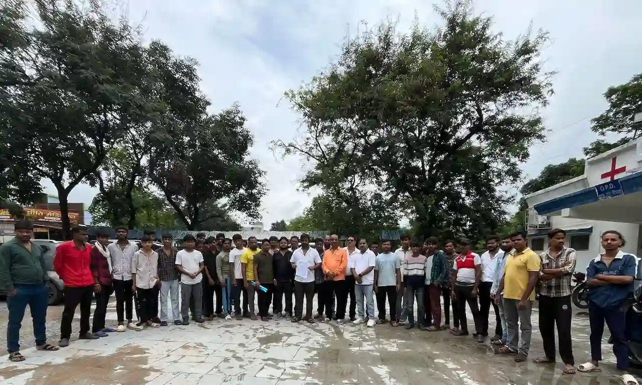 Congress councillors' protest against SECL