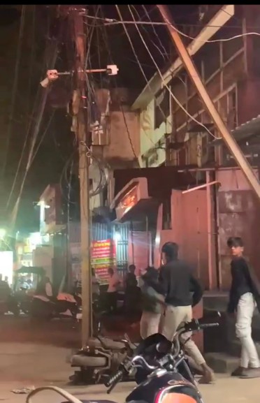 KORBA : VIDEO Open hooliganism