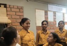 कोरबा की महिला पत्रकारों ने देखा X नक्सलियों का स्वच्छ चेहरा,गोलियों की गूंज से रसोई तक का सफर