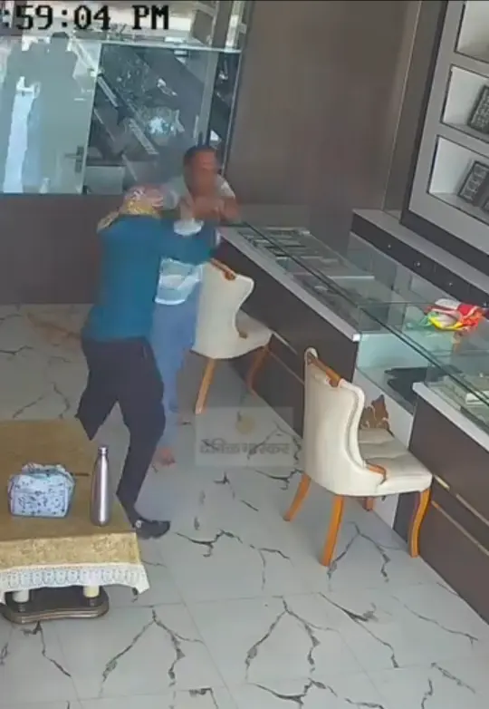 Robbery at a jewelry shop in Korba